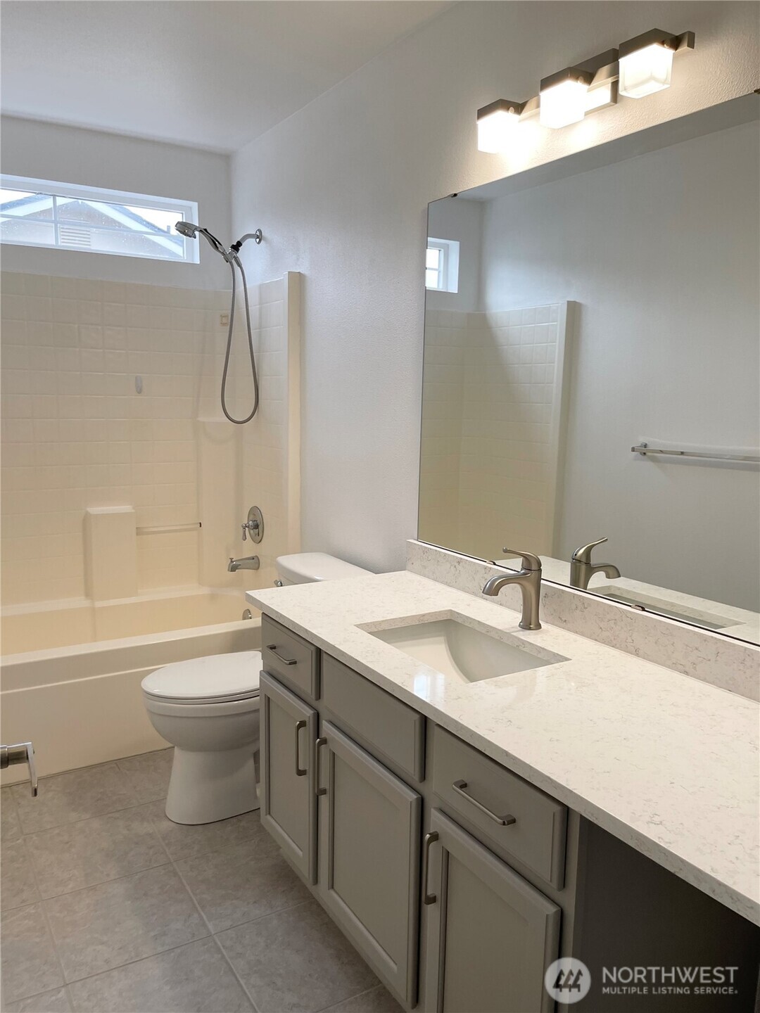 1909 Redmond Avenue Northeast Renton, WA 98056 - Photo 16 of 20