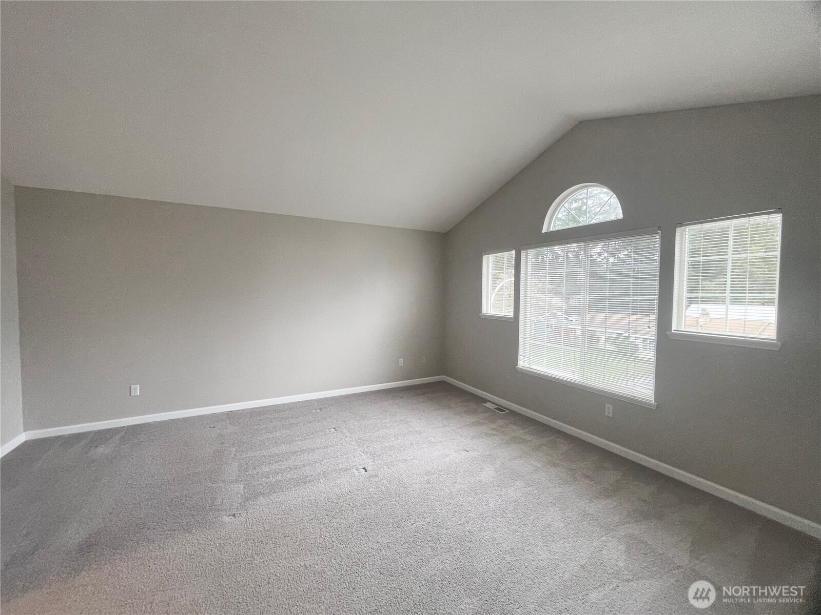 1909 Redmond Avenue Northeast Renton, WA 98056 - Photo 17 of 20