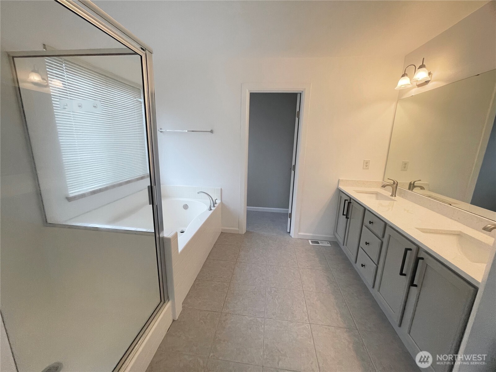 1909 Redmond Avenue Northeast Renton, WA 98056 - Photo 19 of 20