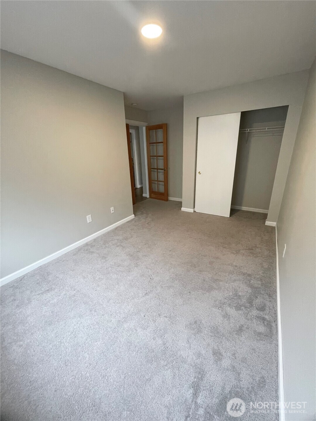 1909 Redmond Avenue Northeast Renton, WA 98056 - Photo 5 of 20