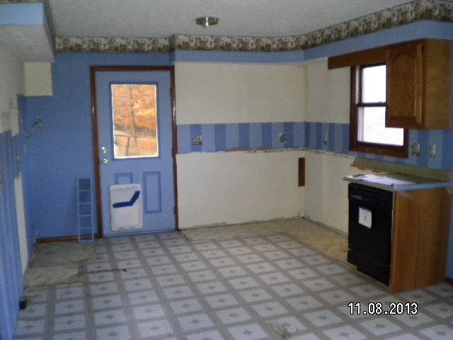 935 North Wolf Road Bloomfield, IN 47424 - Photo 12 of 29 Gallery Image 12