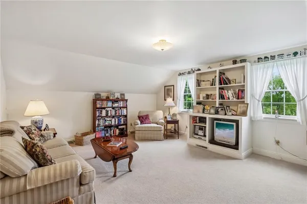 $474,316 | 355 James Street, New Wilmington, PA 16142