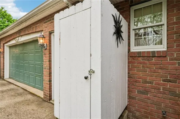 $474,316 | 355 James Street, New Wilmington, PA 16142