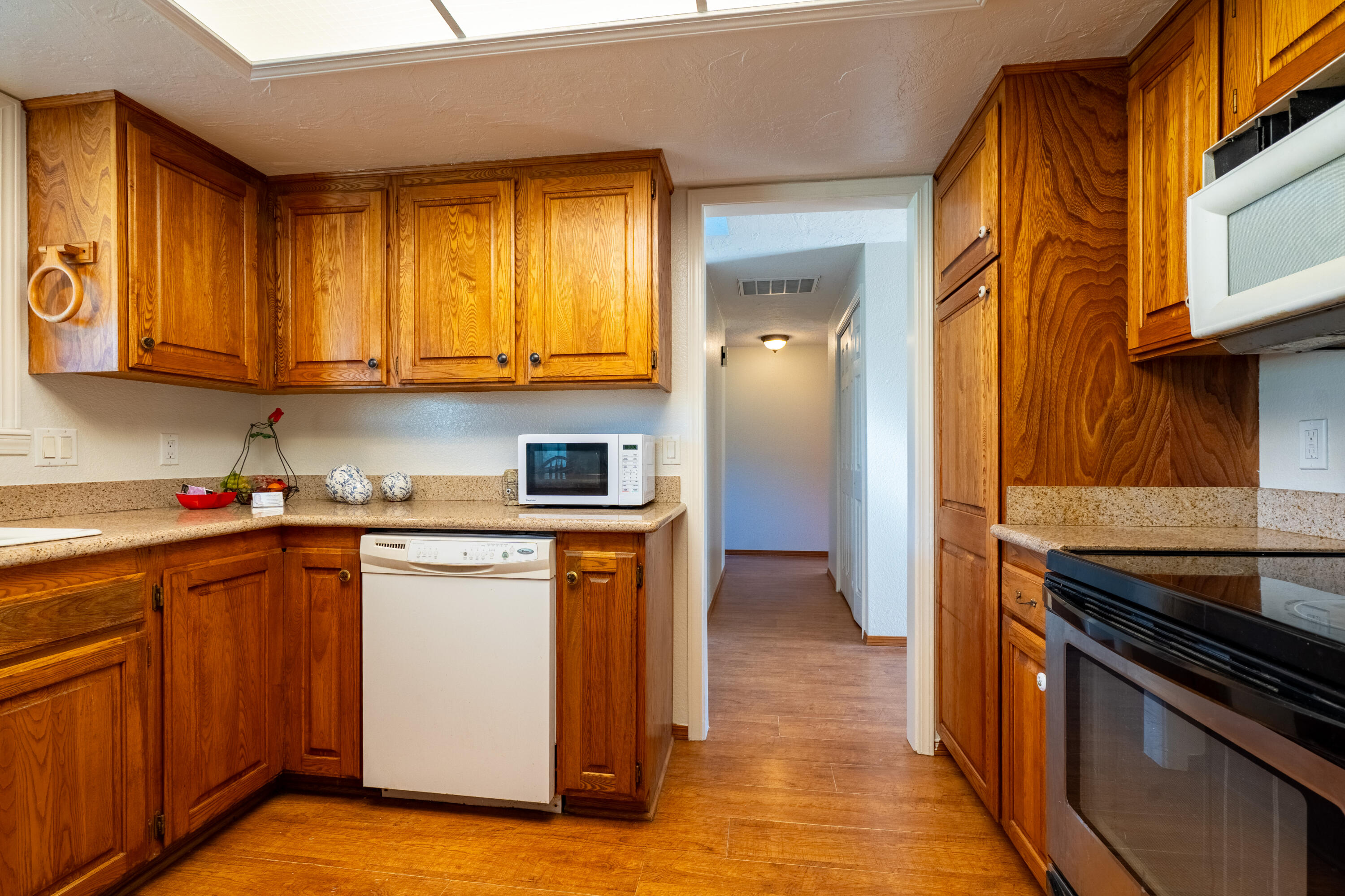 2453 Stringer Gap Road Grants Pass, OR 97527 - Photo 8 of 95