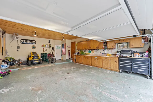 a view of a storage & utility room