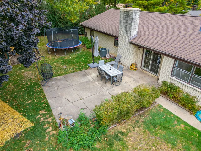 front view of house with a yard