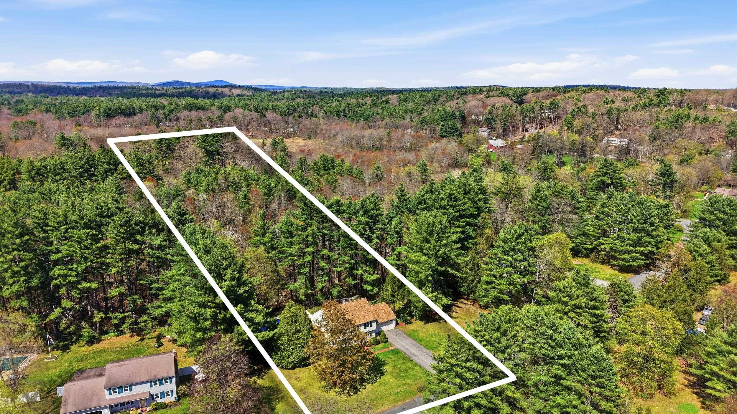 11 River Road Amherst, NH 03031 - Photo 41 of 45