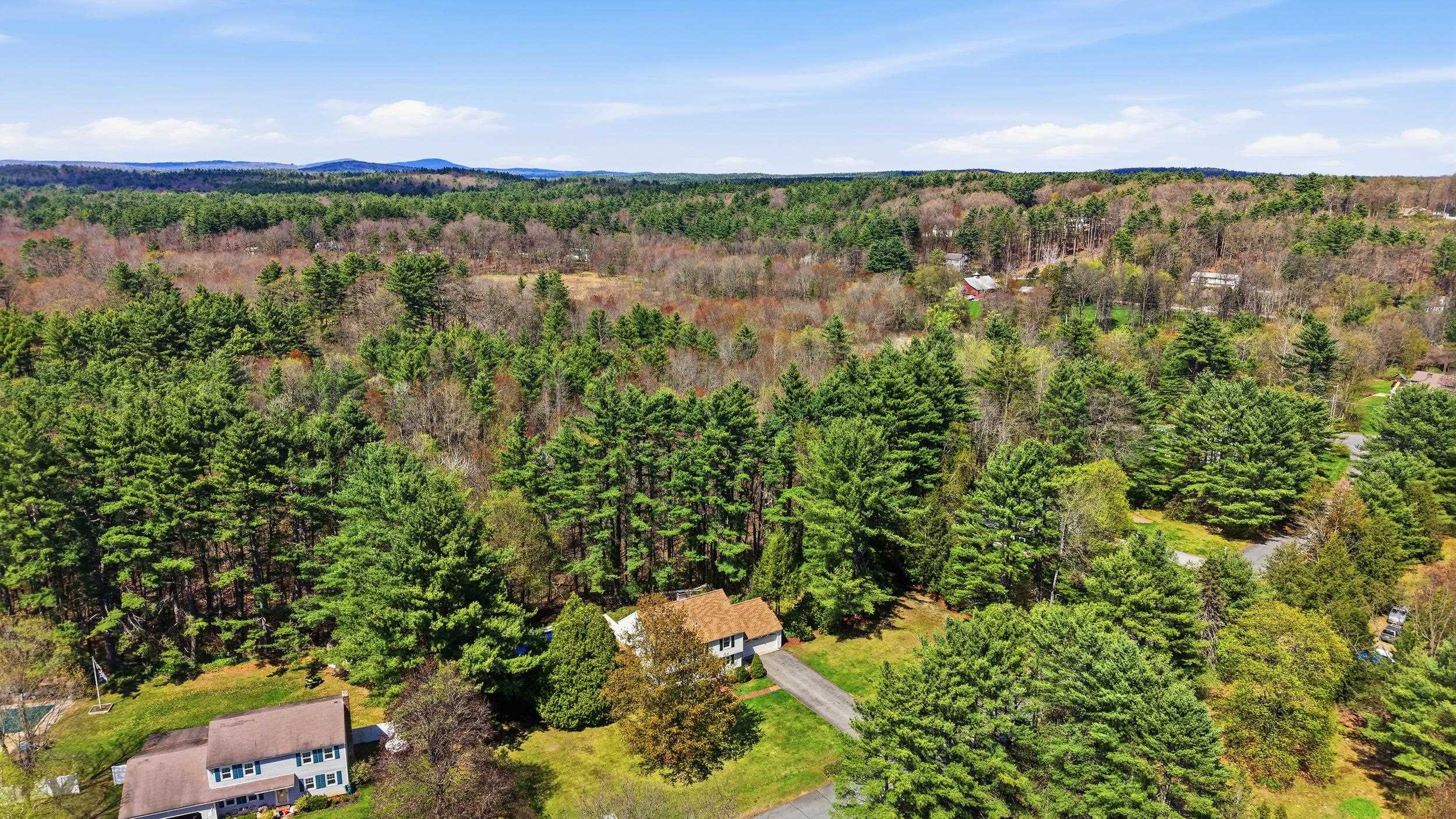11 River Road Amherst, NH 03031 - Photo 43 of 45