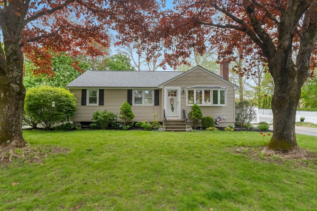 3 Clark Road Groveland, MA 01834 - Photo 1 of 33 Gallery Image 1