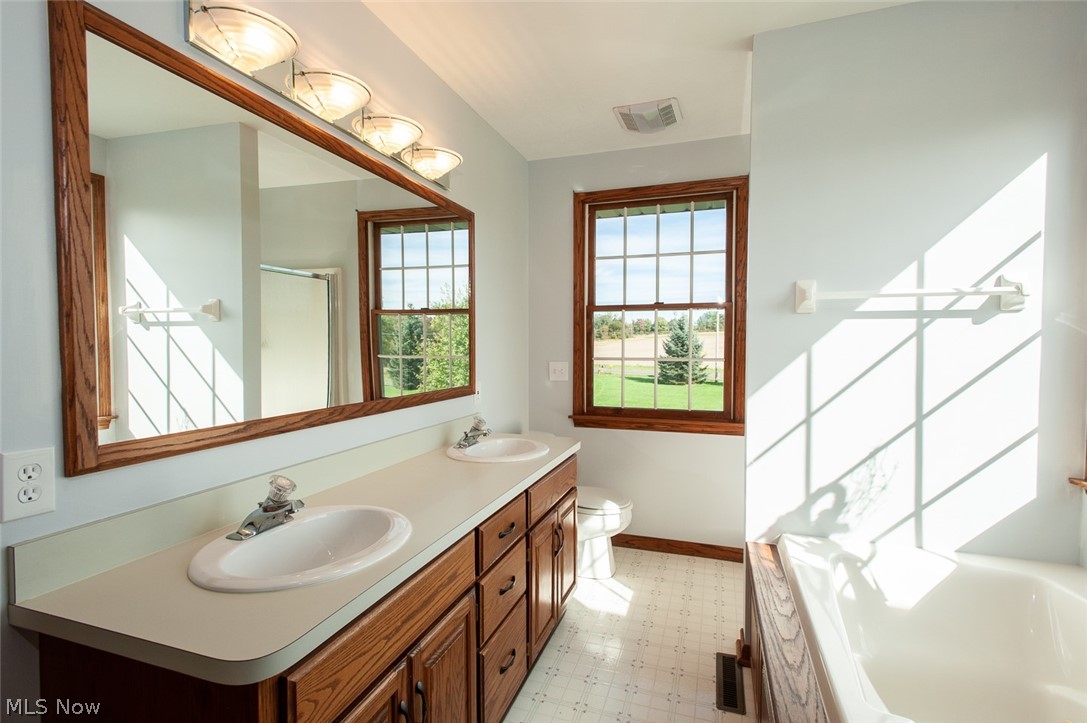 6466 Lake Road Medina, OH 44256 - Photo 20 of 35 Gallery Image 20