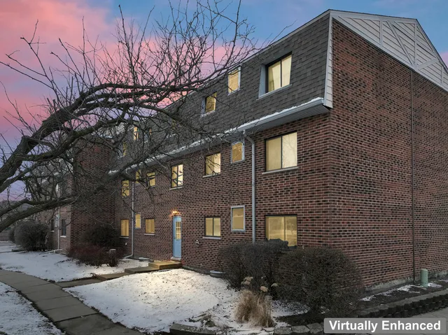 $248,000 | 3250 Sanders Road, Unit 10C, Northbrook, IL 60062