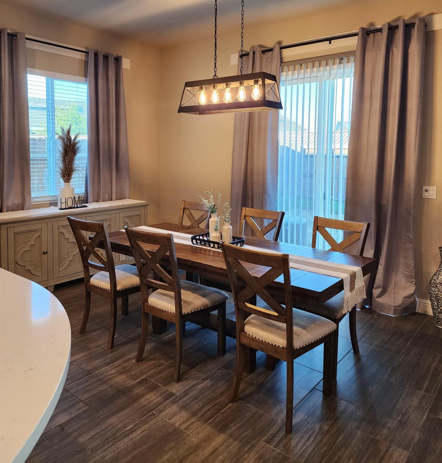 1820 Van Ruiten Drive Lodi, CA 95242 - Photo 5 of 32