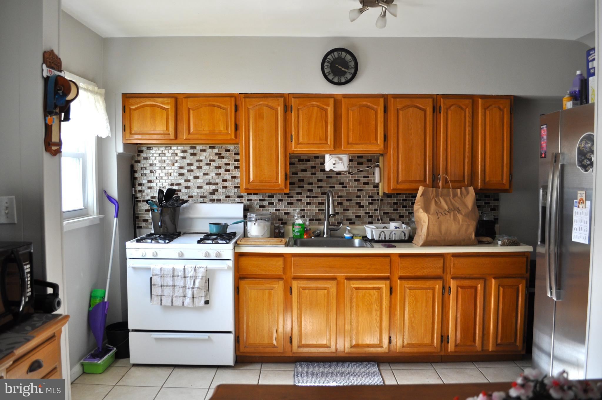 3421 North Point Road Baltimore, MD 21222 - Photo 9 of 19 Kitchen