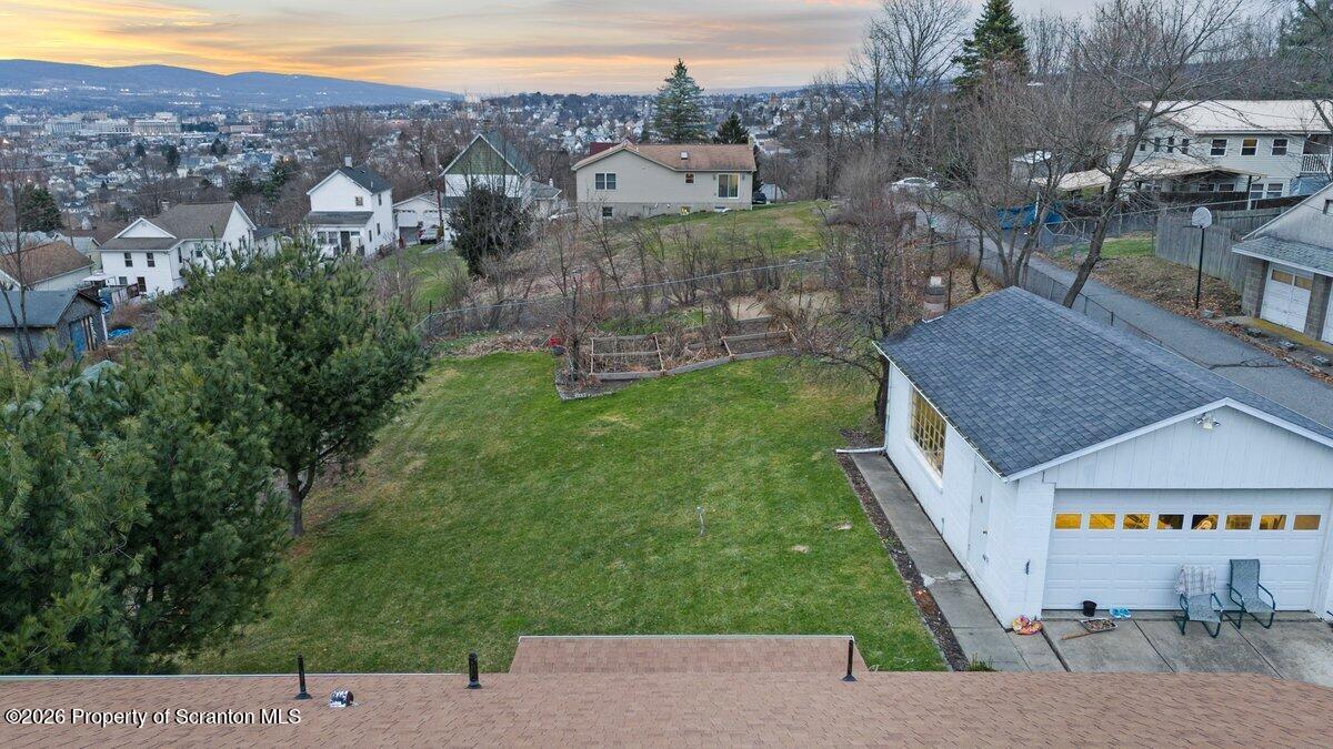 833 Palm Street Scranton, PA 18505 - Photo 4 of 33 a aerial view of multiple house