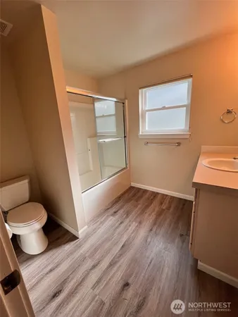 $2,700 | 321 East Soderberg Road, Unit A2, Allyn, WA 98524