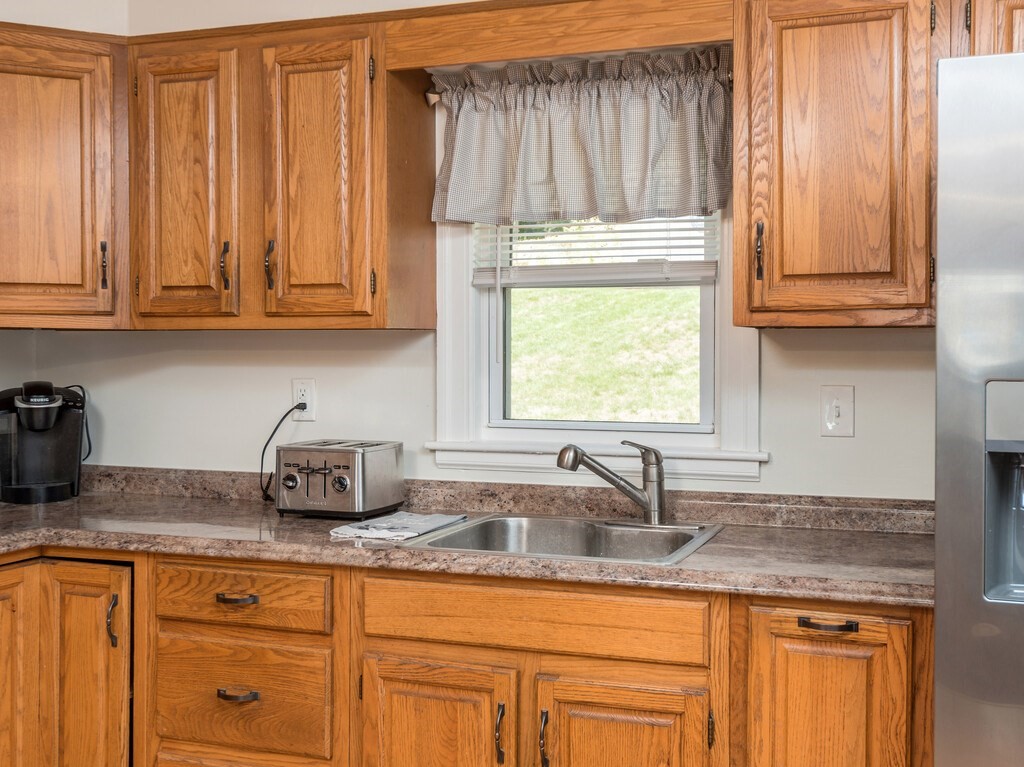 64 Upland Street Worcester, MA 01607 - Photo 9 of 42 Gallery Image 9