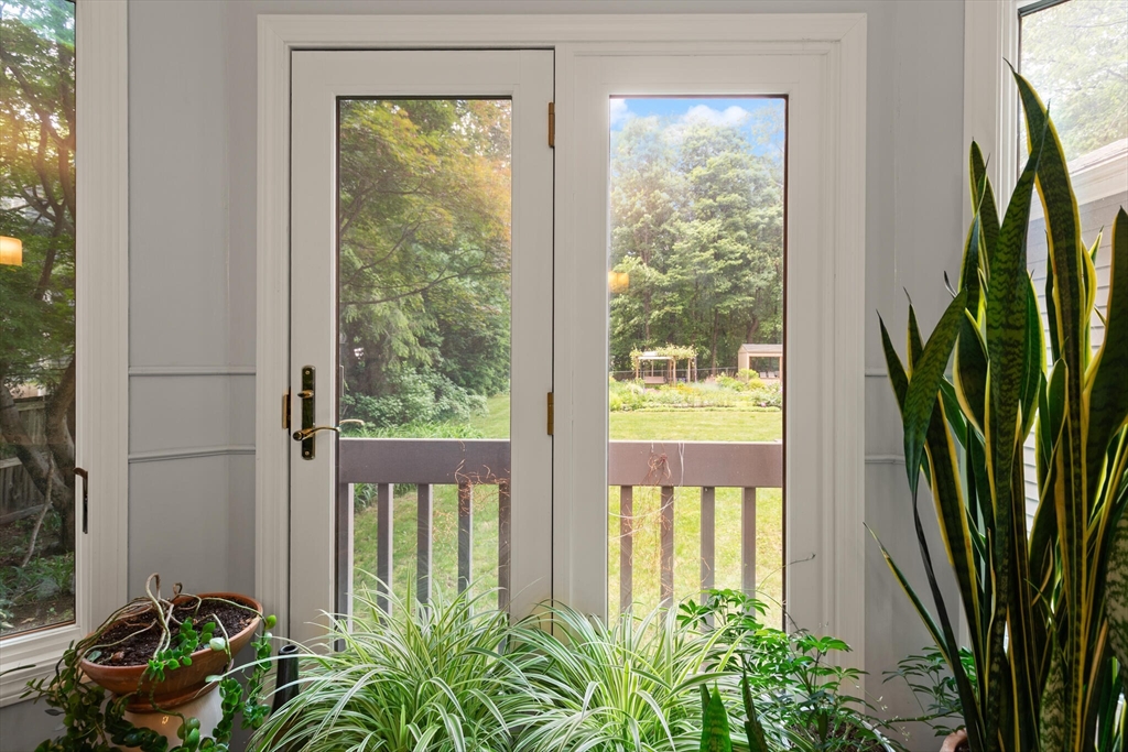 9 Arnold Road Framingham, MA 01701 - Photo 12 of 31