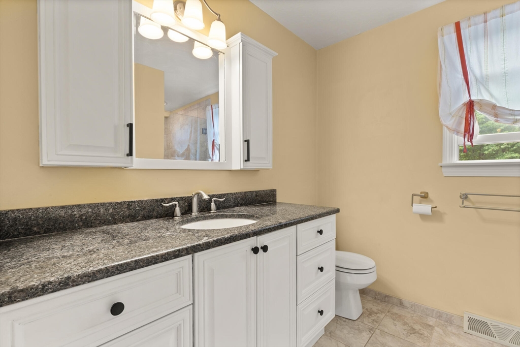 9 Arnold Road Framingham, MA 01701 - Photo 20 of 31