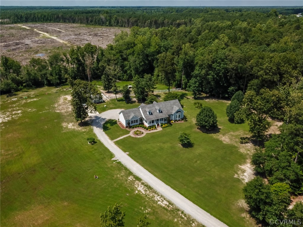 2402 Crestview Lane Carson, VA 23830 - Photo 6 of 50 Gallery Image 6