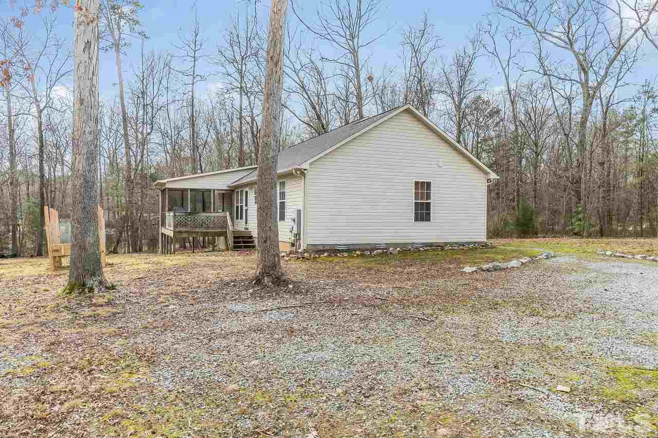 5712 Novaglen Road Durham, NC 27712 - Photo 23 of 27 Huge parking area!