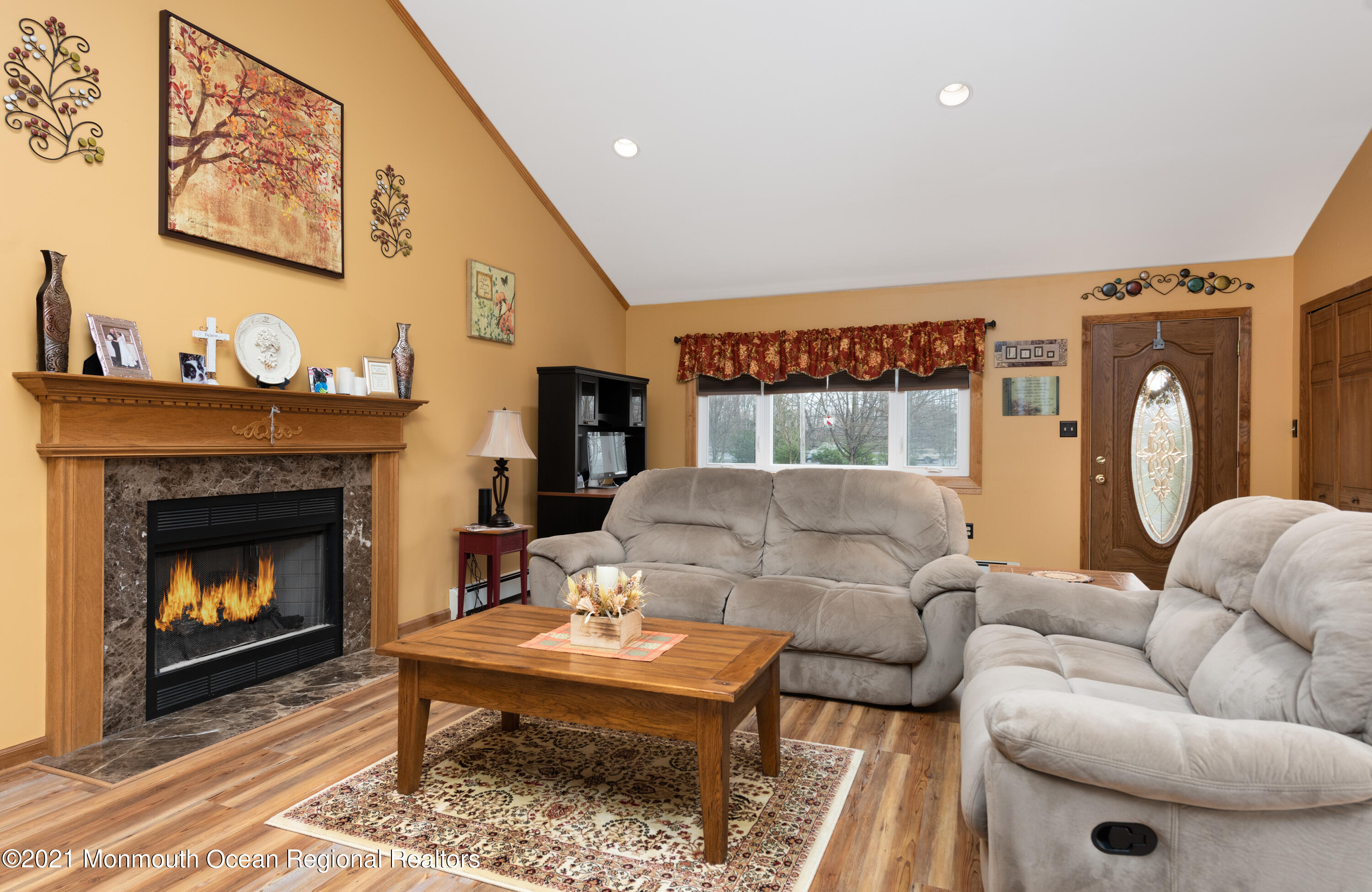 460 Turf Drive Freehold, NJ 07728 - Photo 8 of 26 BAP_5829-Edit-Edit