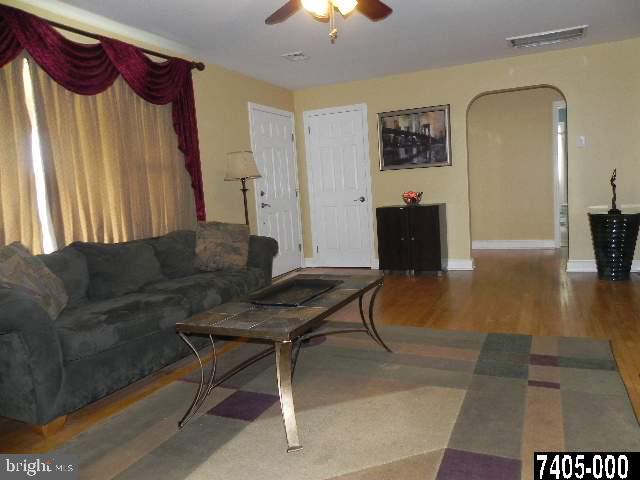 3460 East Prospect Road York, PA 17402 - Photo 7 of 21 Gallery Image 7