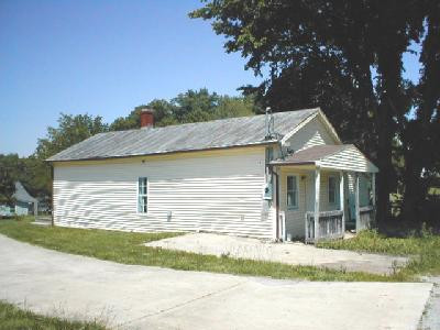 4685 High Bridge Road Wilmore, KY 40390 - Photo 2 of 3 Outbuilding