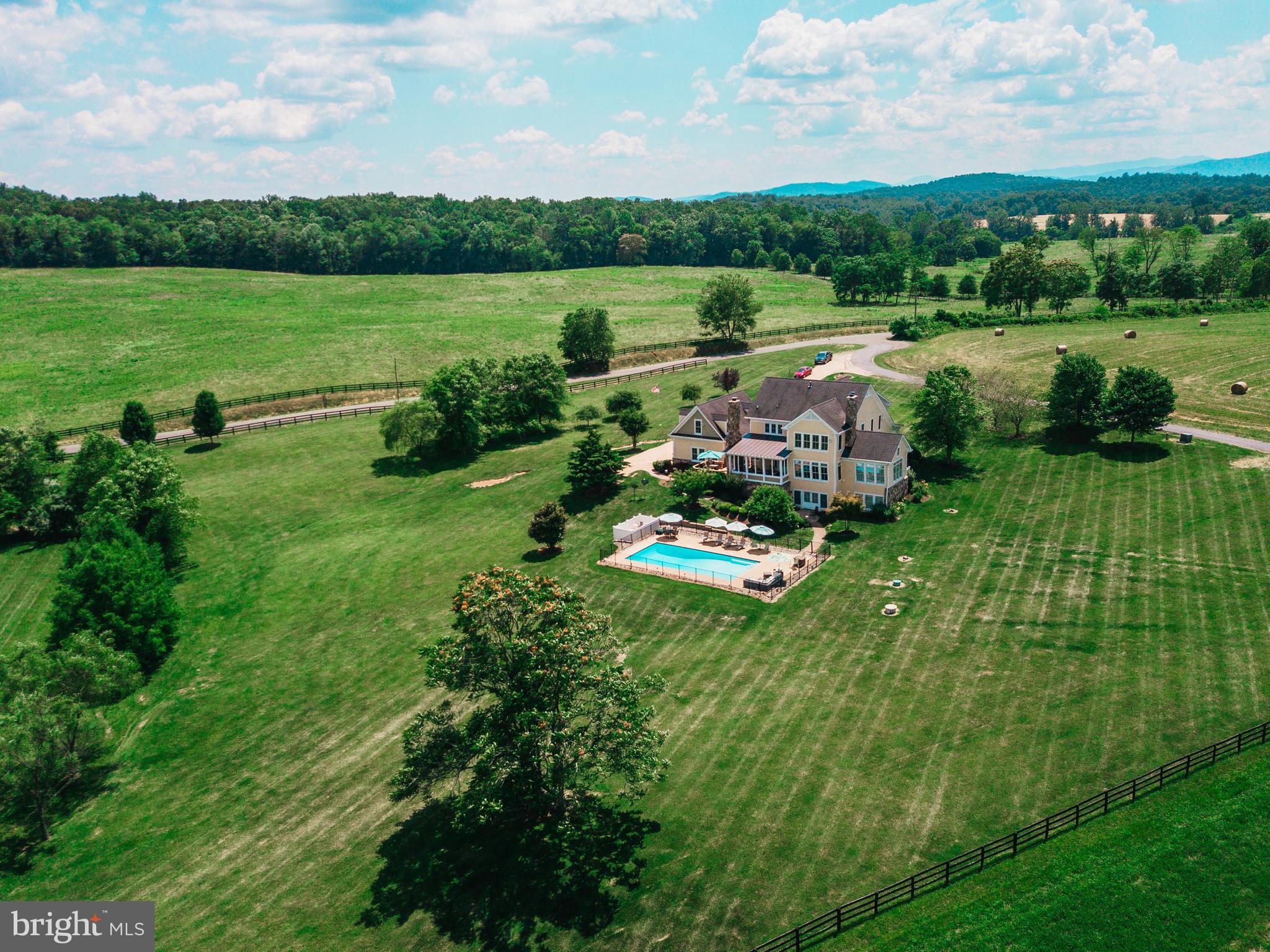 12142 Hume Road Hume, VA 22639 - Photo 5 of 42 Gallery Image 5