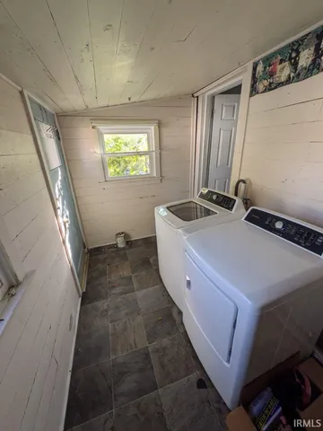 $64,995 | 2004 2nd Avenue, Terre Haute, IN 47807