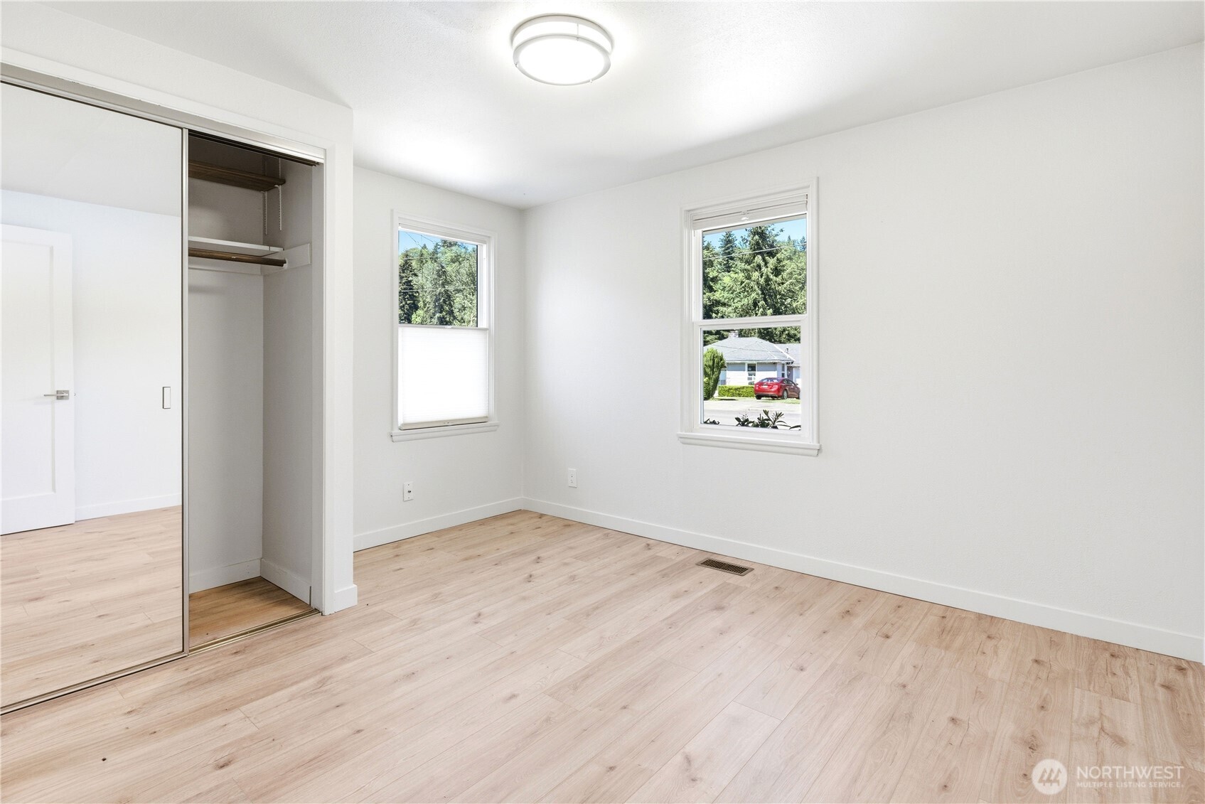 3121 Southeast 6th Street Renton, WA 98058 - Photo 24 of 40 Gallery Image 24