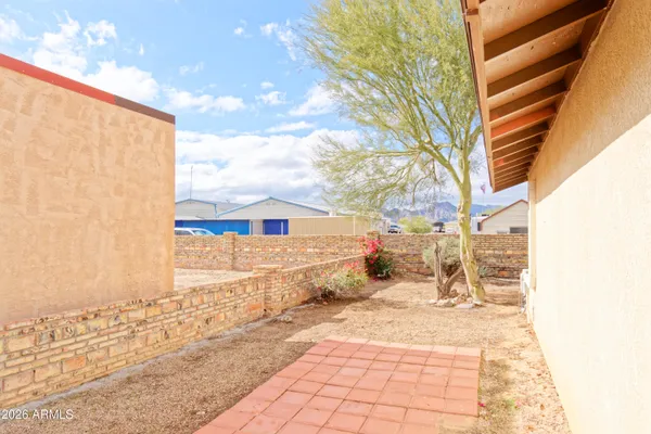 $274,900 | 49608 Rainbow Way, Quartzsite, AZ 85346