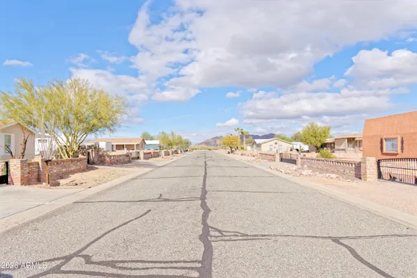 $274,900 | 49608 Rainbow Way, Quartzsite, AZ 85346