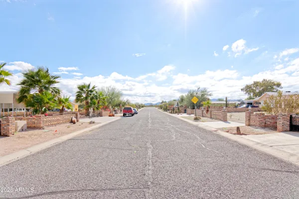 $274,900 | 49608 Rainbow Way, Quartzsite, AZ 85346