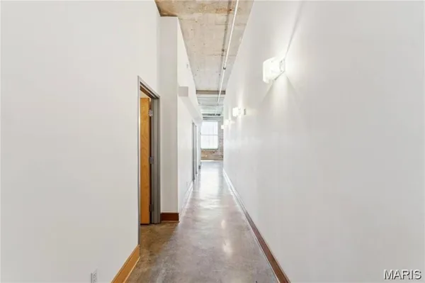 $1,400 | 2201 Locust Street, Unit 207, St. Louis, MO 63103