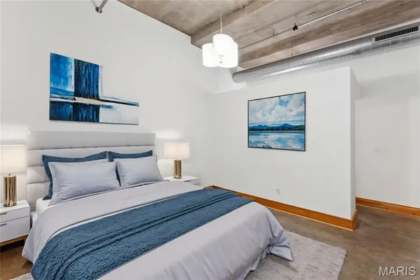 $1,400 | 2201 Locust Street, Unit 207, St. Louis, MO 63103