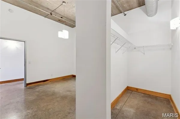 $1,400 | 2201 Locust Street, Unit 207, St. Louis, MO 63103