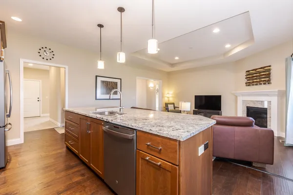 $429,500 | 19 Red Maple Court, Bloomington, IL 61705