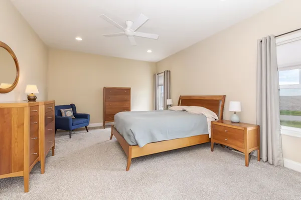 $429,500 | 19 Red Maple Court, Bloomington, IL 61705