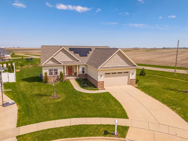 $429,500 | 19 Red Maple Court, Bloomington, IL 61705