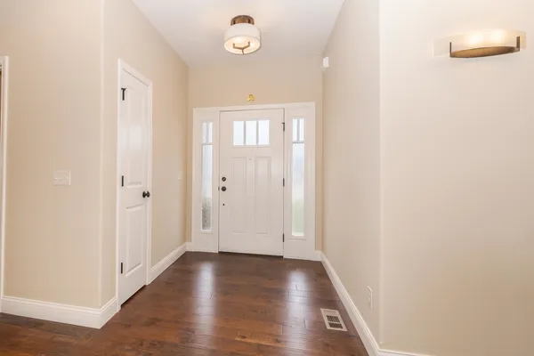 $429,500 | 19 Red Maple Court, Bloomington, IL 61705