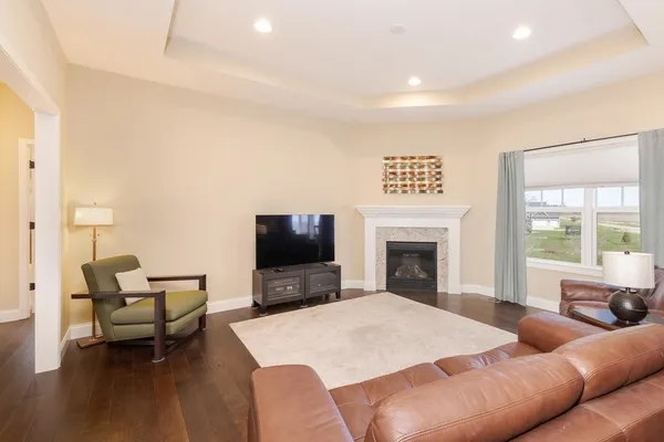 $429,500 | 19 Red Maple Court, Bloomington, IL 61705