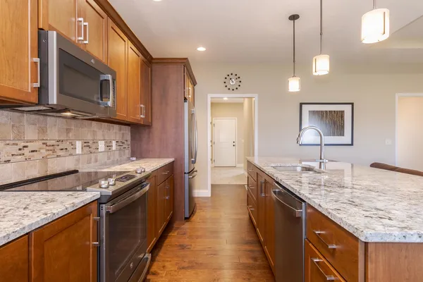 $429,500 | 19 Red Maple Court, Bloomington, IL 61705