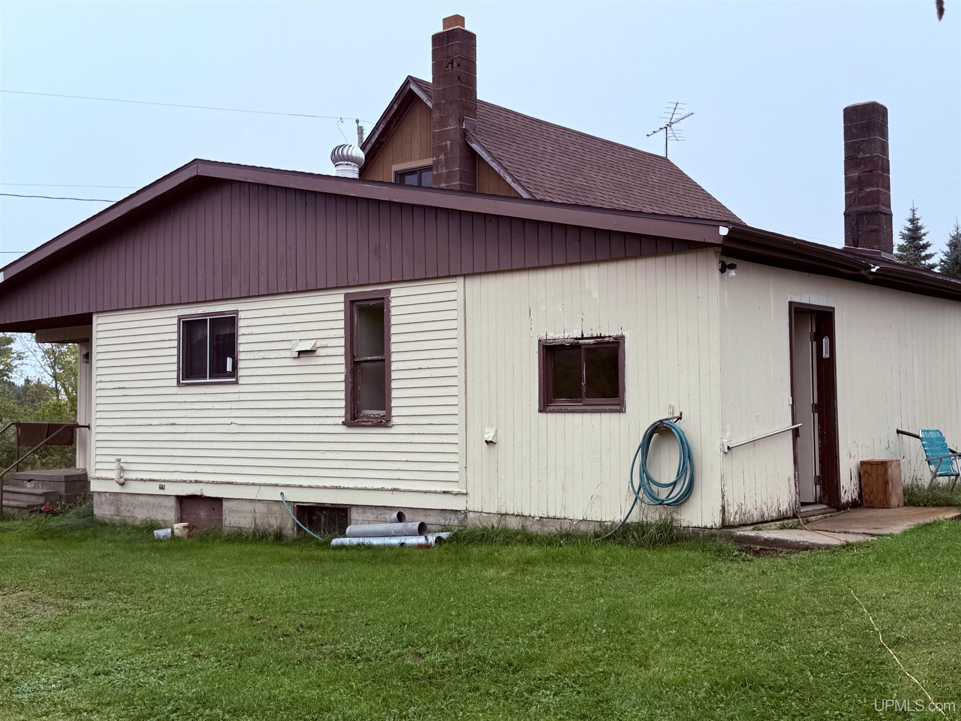 5823 Hallstrom Road Skandia, MI 49885 - Photo 19 of 50