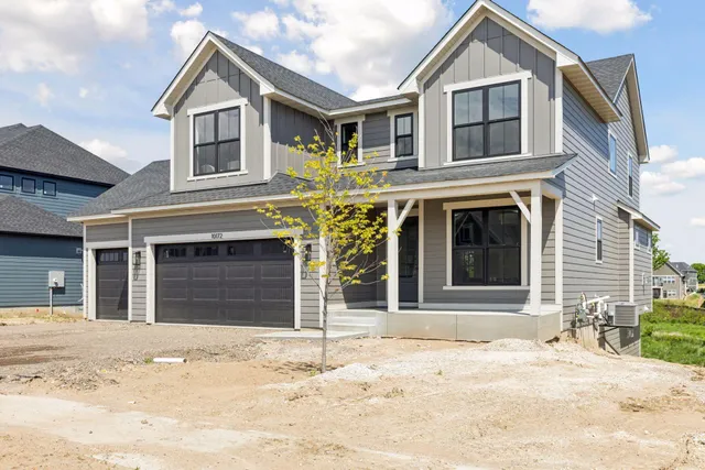 $1,013,774 | 4633 Wolfberry Curve, Minnetrista, MN 55331