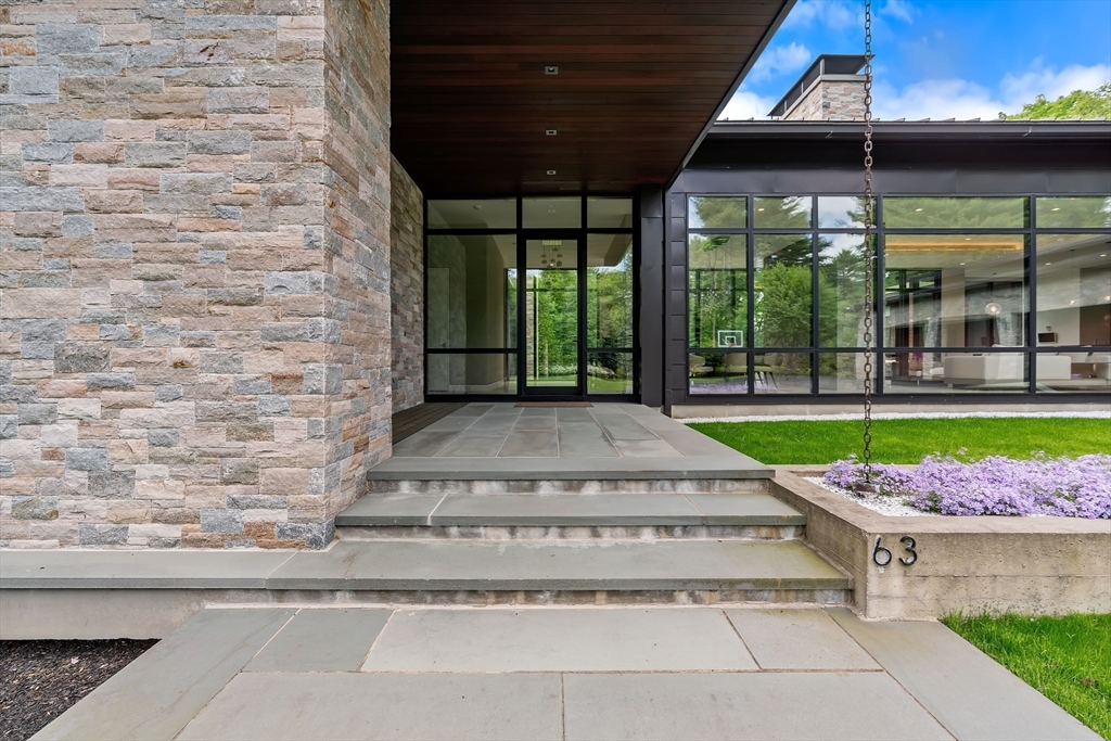 63 Sylvan Lane Weston, MA 02493 - Photo 4 of 35