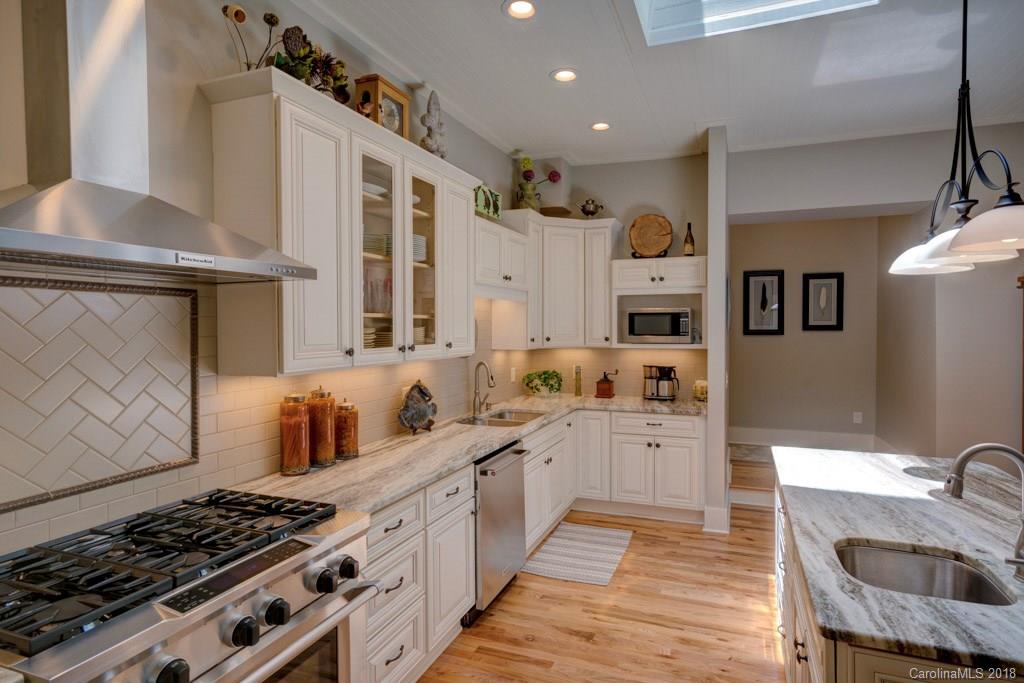 15 South Trade Street Tryon, NC 28782 - Photo 5 of 29 Gallery Image 5