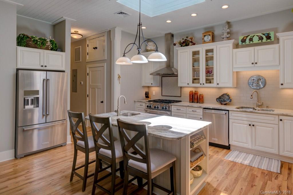 15 South Trade Street Tryon, NC 28782 - Photo 6 of 29 Gallery Image 6