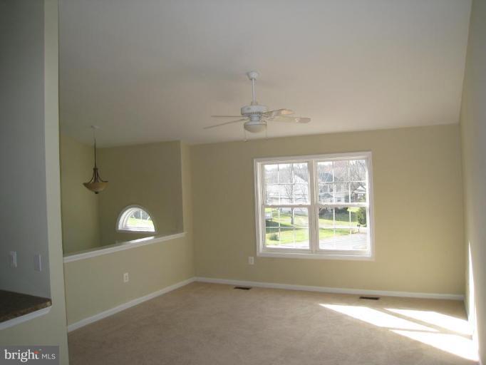 8016 Rugby Road Manassas, VA 20111 - Photo 14 of 14 Living Room #2