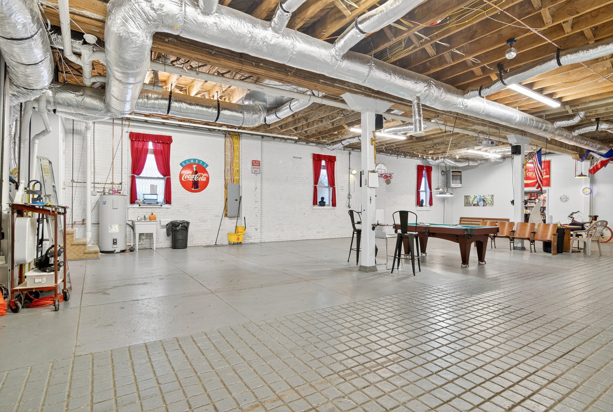109 East 7th Avenue Springfield, TN 37172 - Photo 90 of 99 a view of a room with wooden floor
