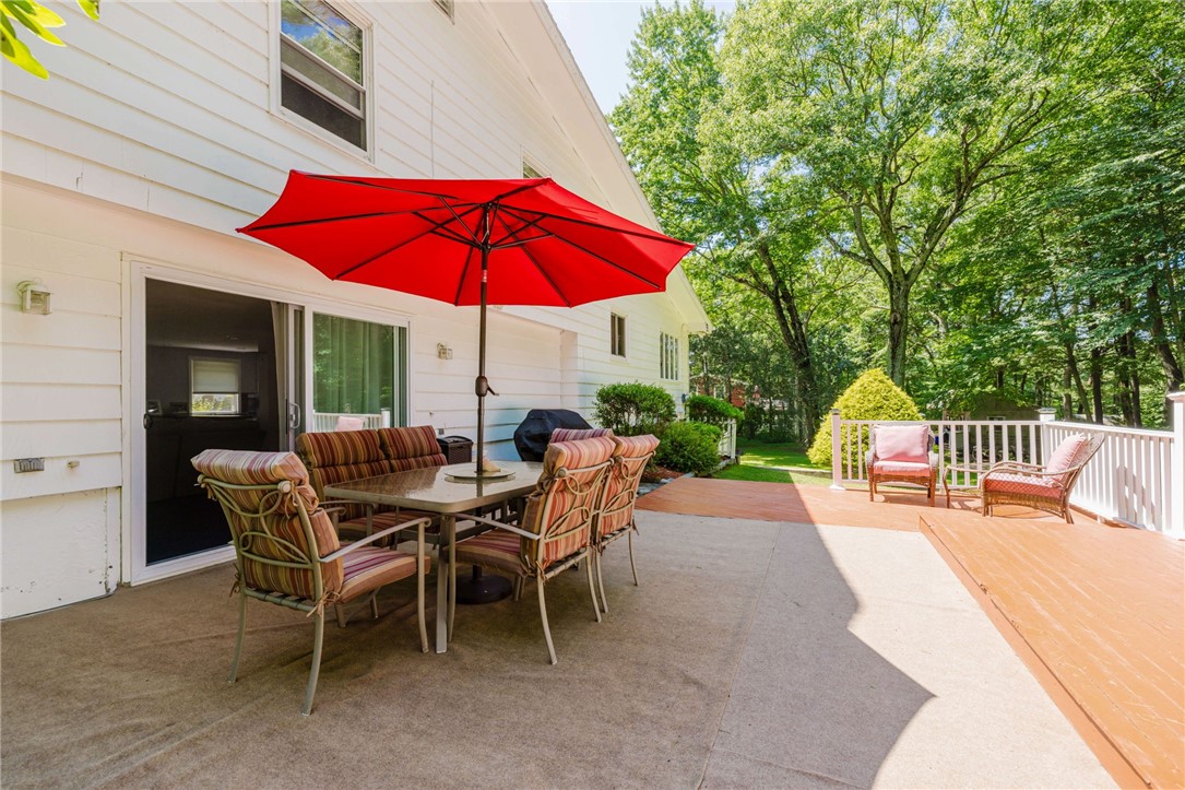 22 Oakview Terrace Glocester, RI 02857 - Photo 22 of 36